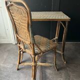 Table et chaise en rotin