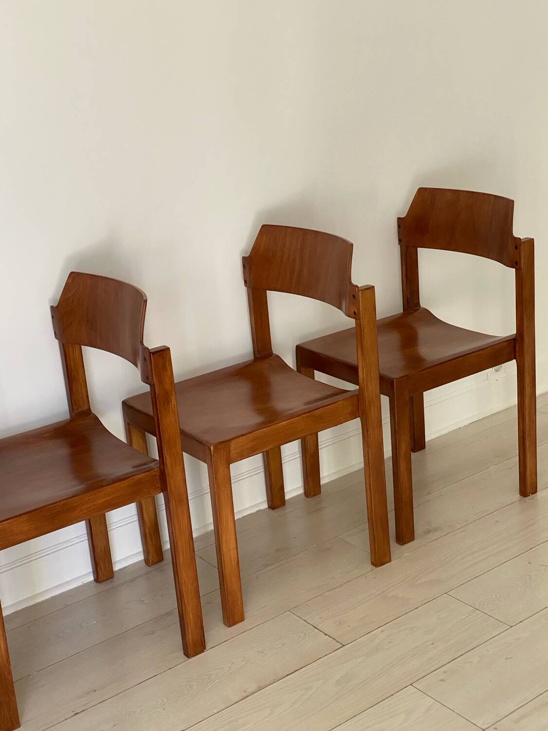 4 Schapp Mobel wooden chairs
