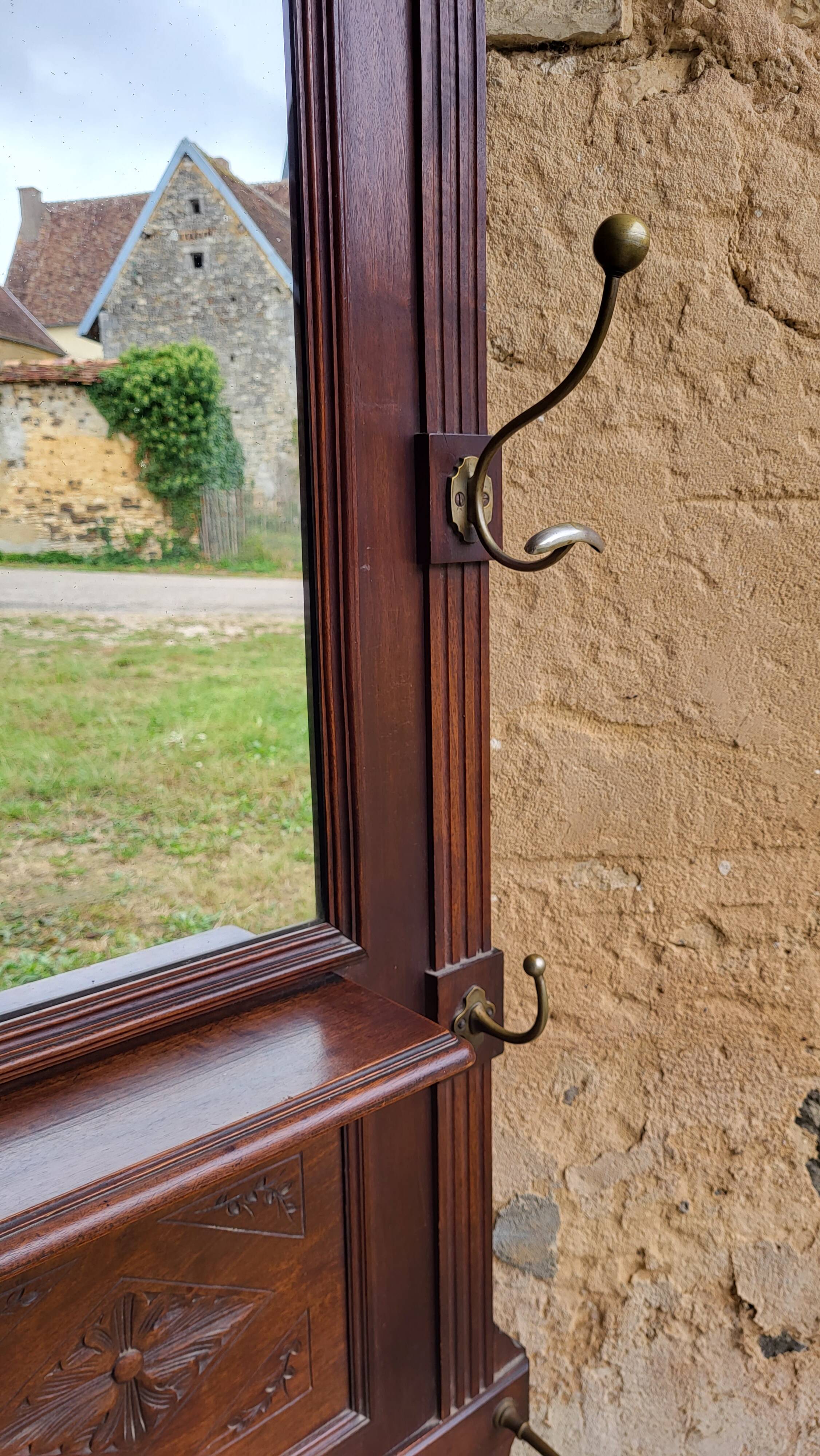 Wooden entrance cloakroom 1900