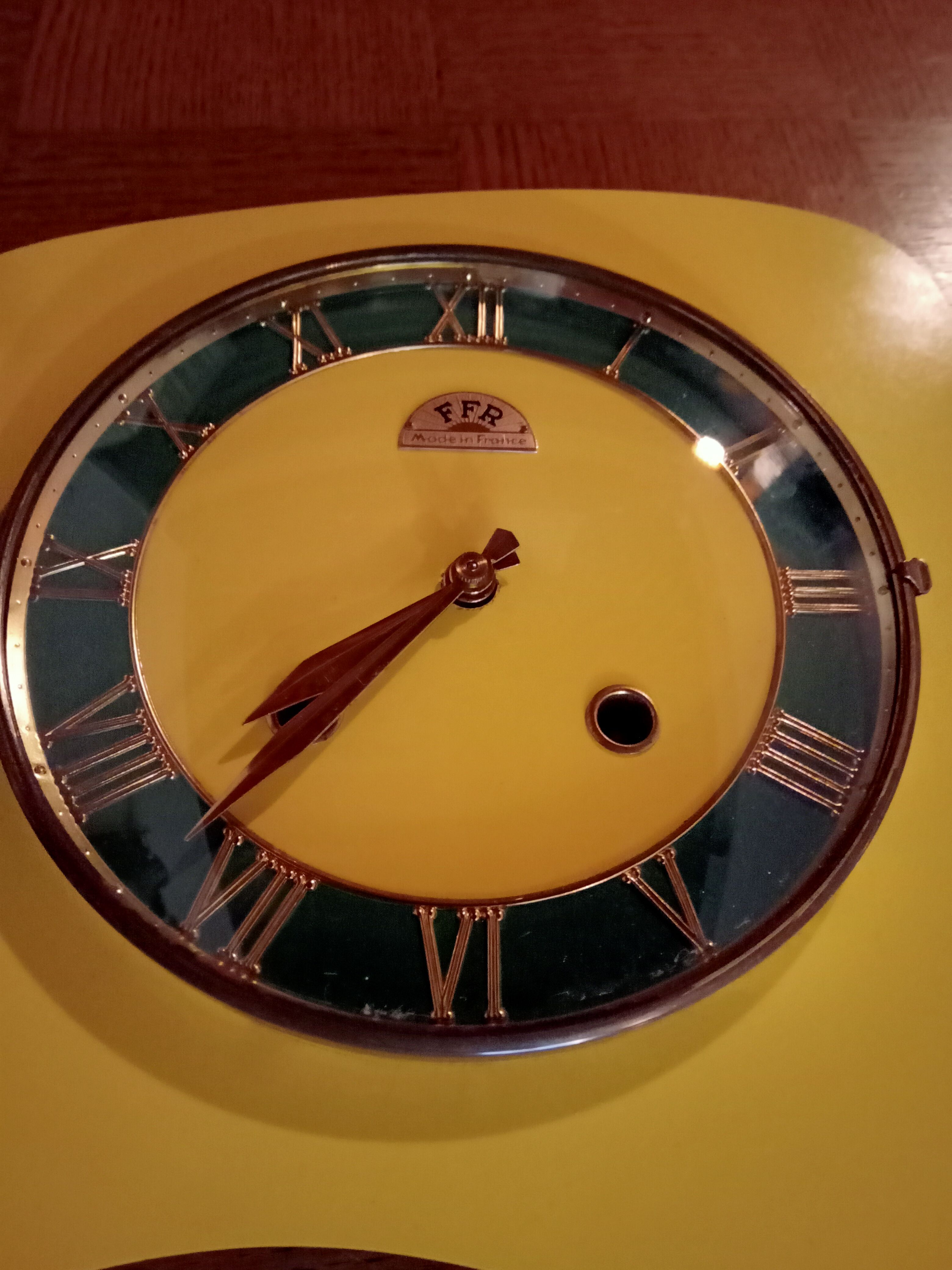 Vintage formica pendulum