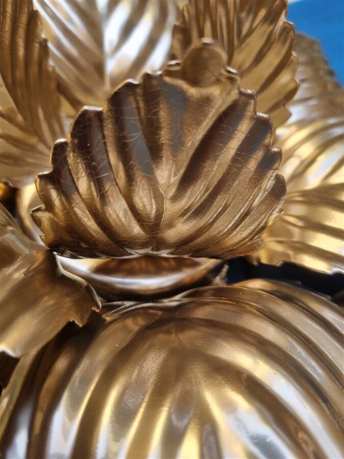 Pair of Masca flower wall lights in gold metal