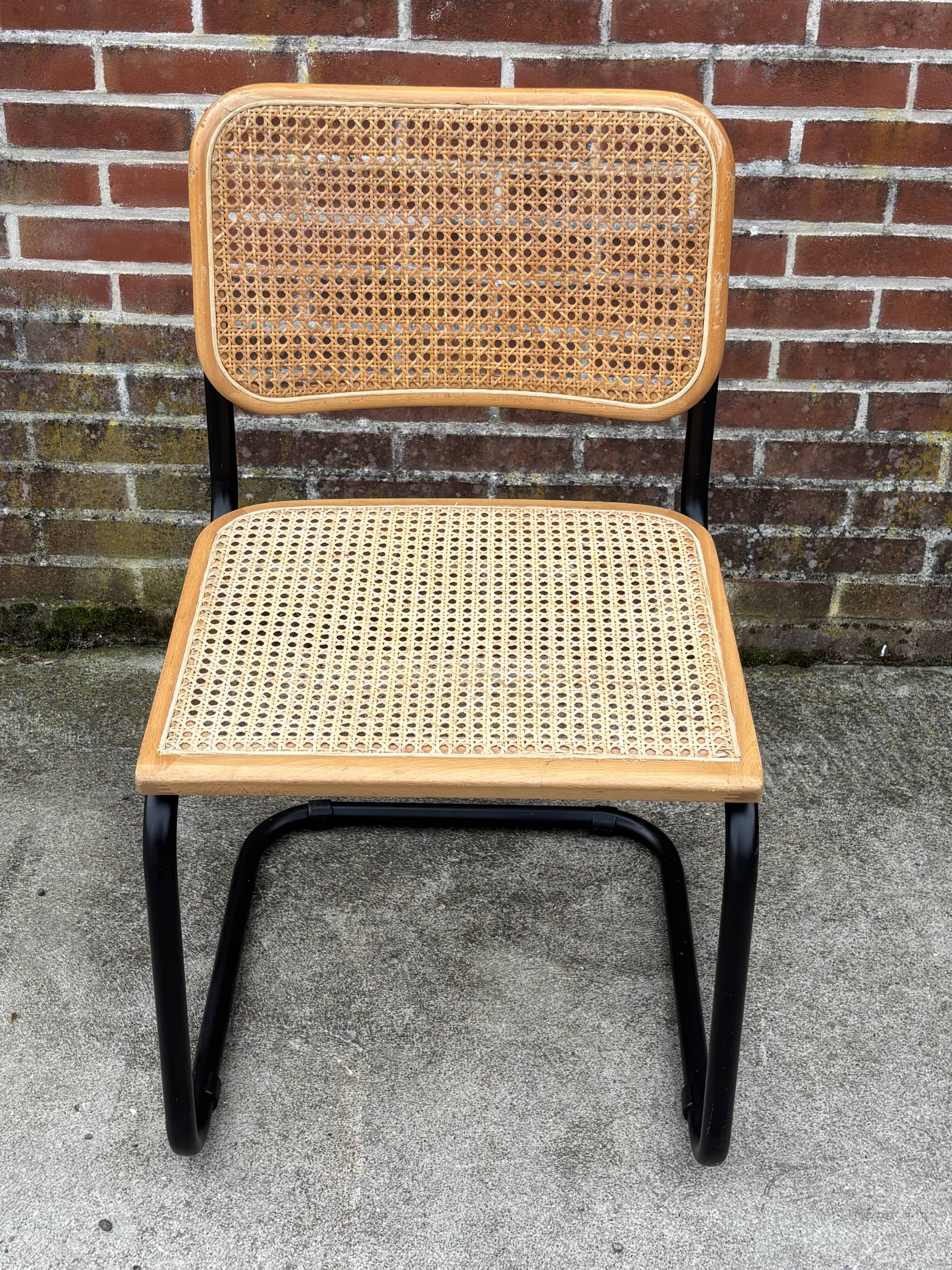 Set of 4 chairs Cesca B32 designed by Marcel Breuer design black frame