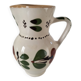 Small pitcher