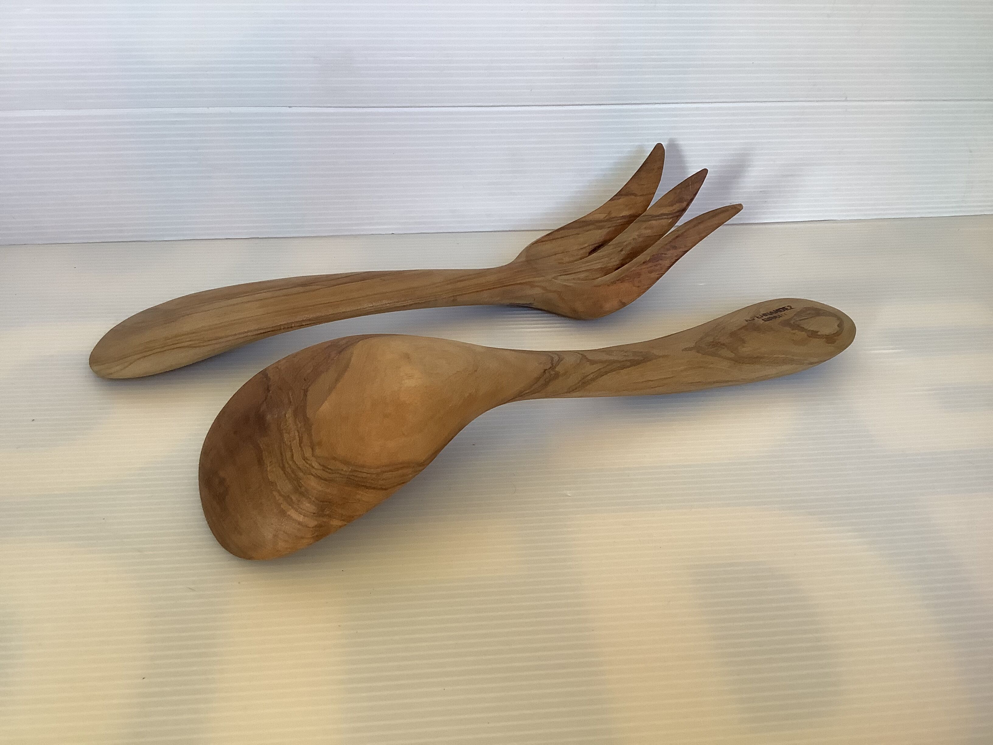Olive wood salad cutlery