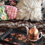 Black tray with floral motifs