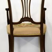 Fauteuil en bois dur Hepplewhite sur pieds délicats avec siège d'origine