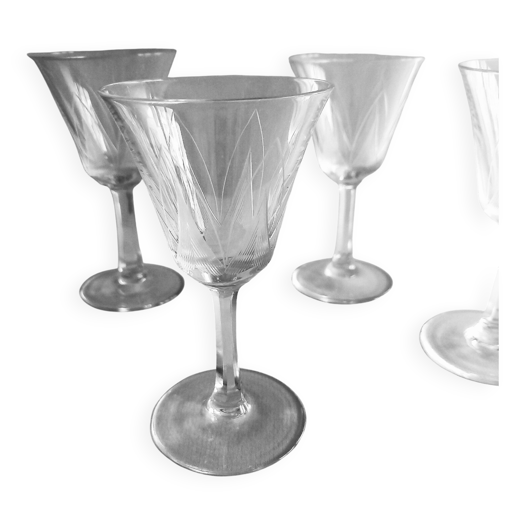 4 Antique Digestif Glasses on Foot Art Deco Pattern Cut Glass 1950s