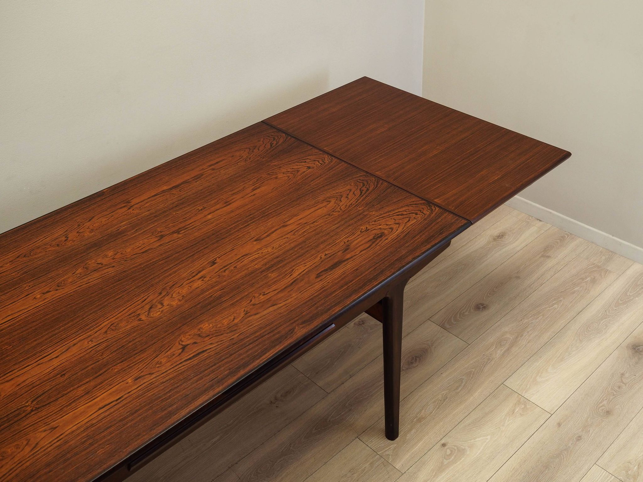 Rosewood table, 1960s, designer: Henning Kjaernulf, Vejle Stole& Møbelfabri