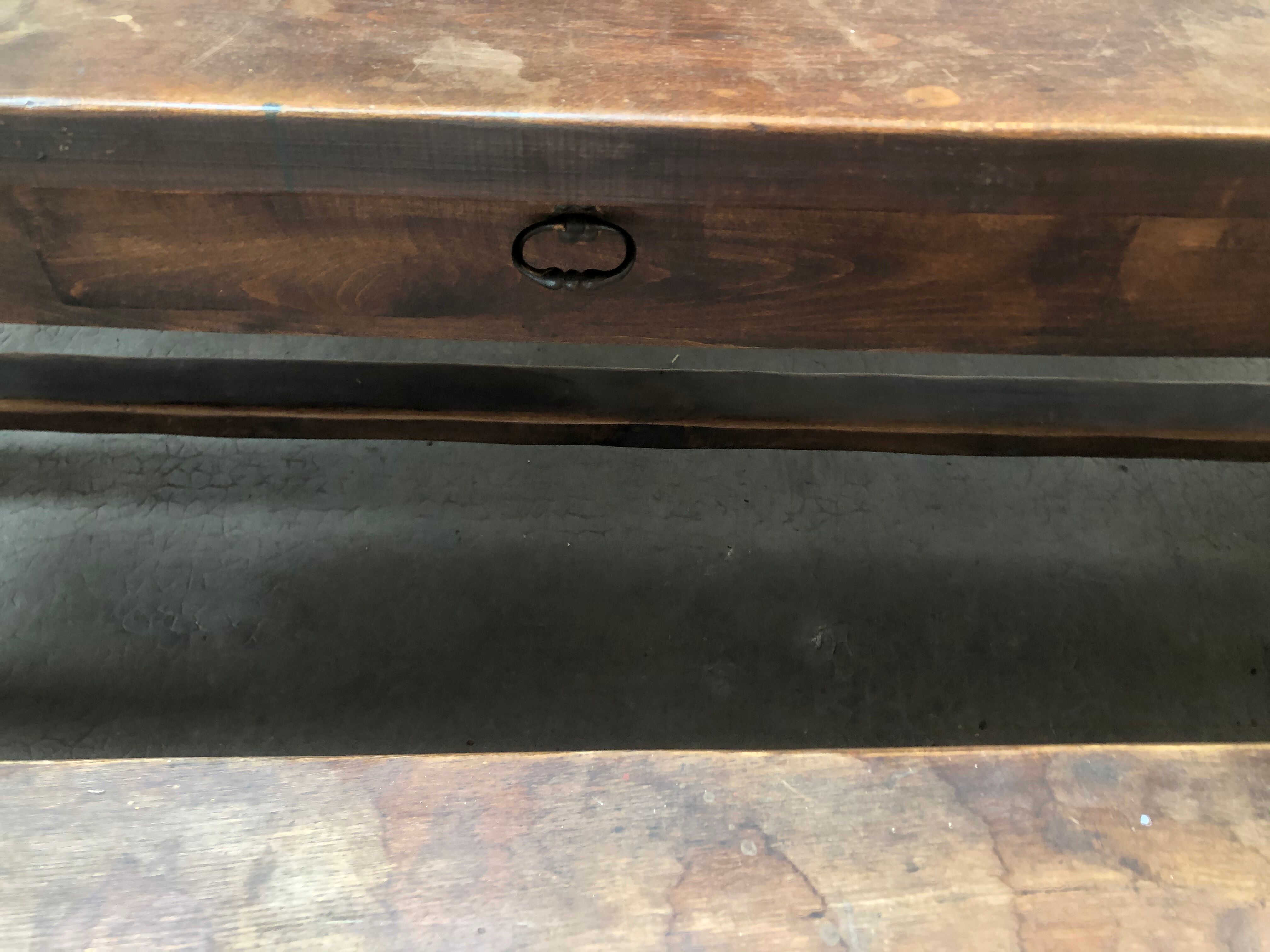 Table and 2 benches