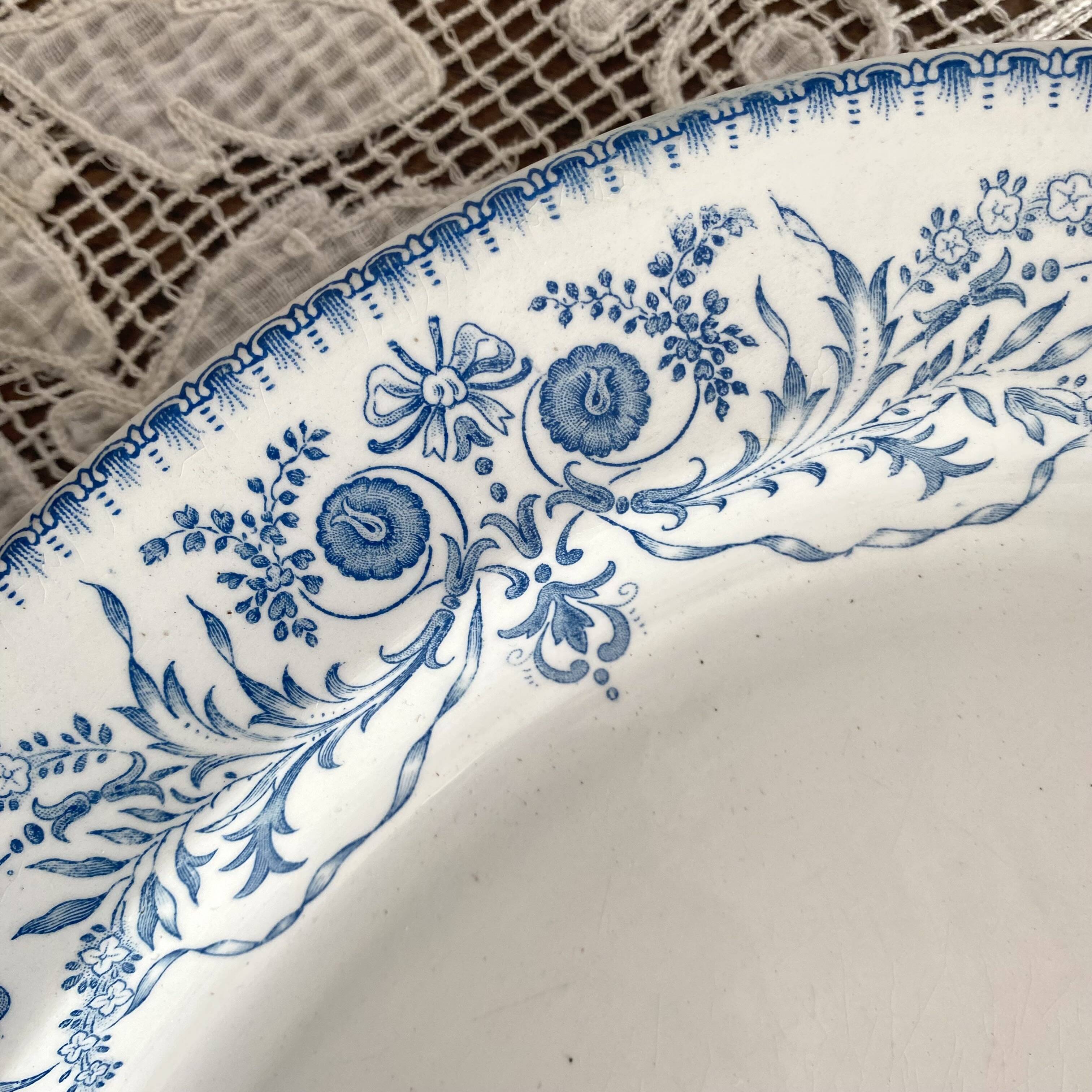 Boch Frères Rubis model ironstone oval dish