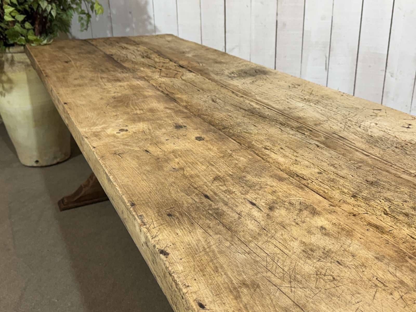 Table monastère en chêne brut XIXème