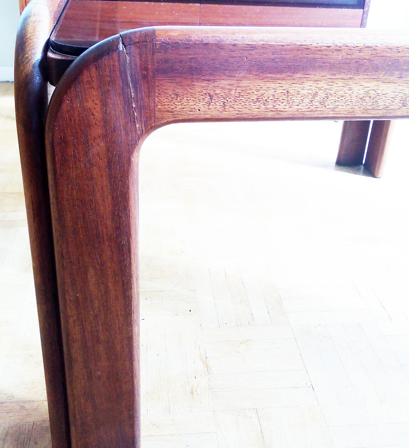 Coffee table in teak and smoked glass 1970