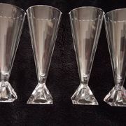 Lot de 4 flûtes à champagne en cristal d'Arques.