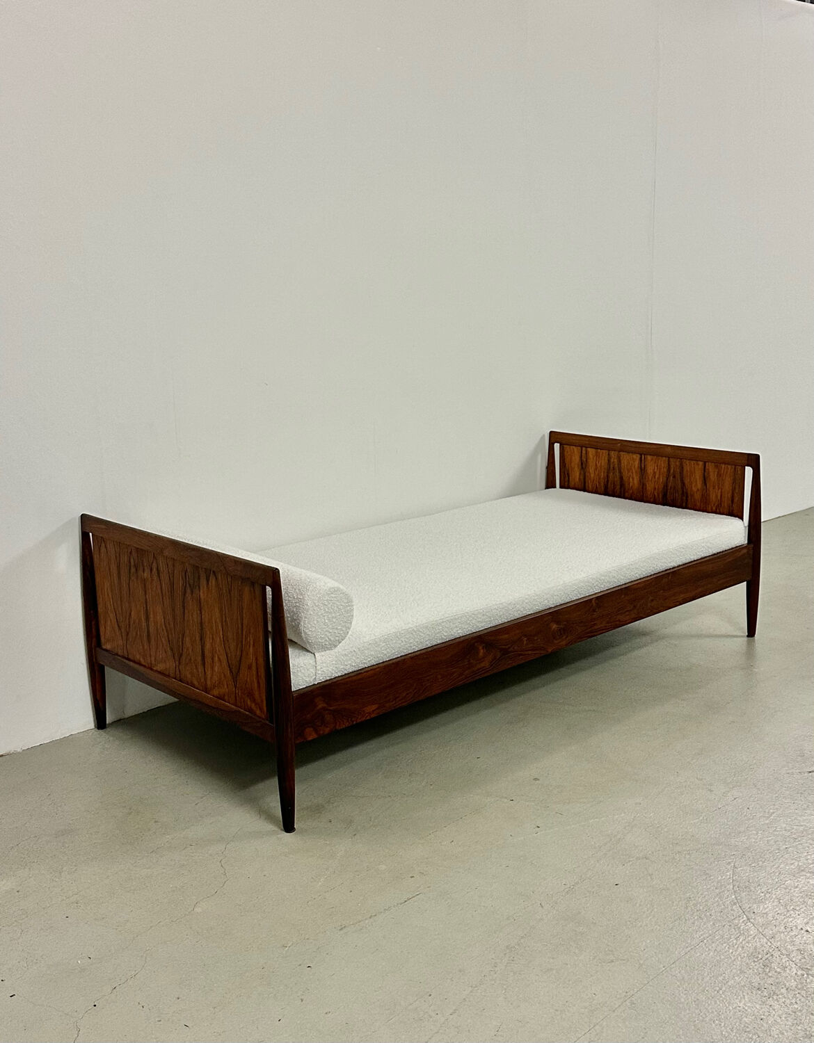 Danish Palisander Bed Daybed in Bouclé 1960s