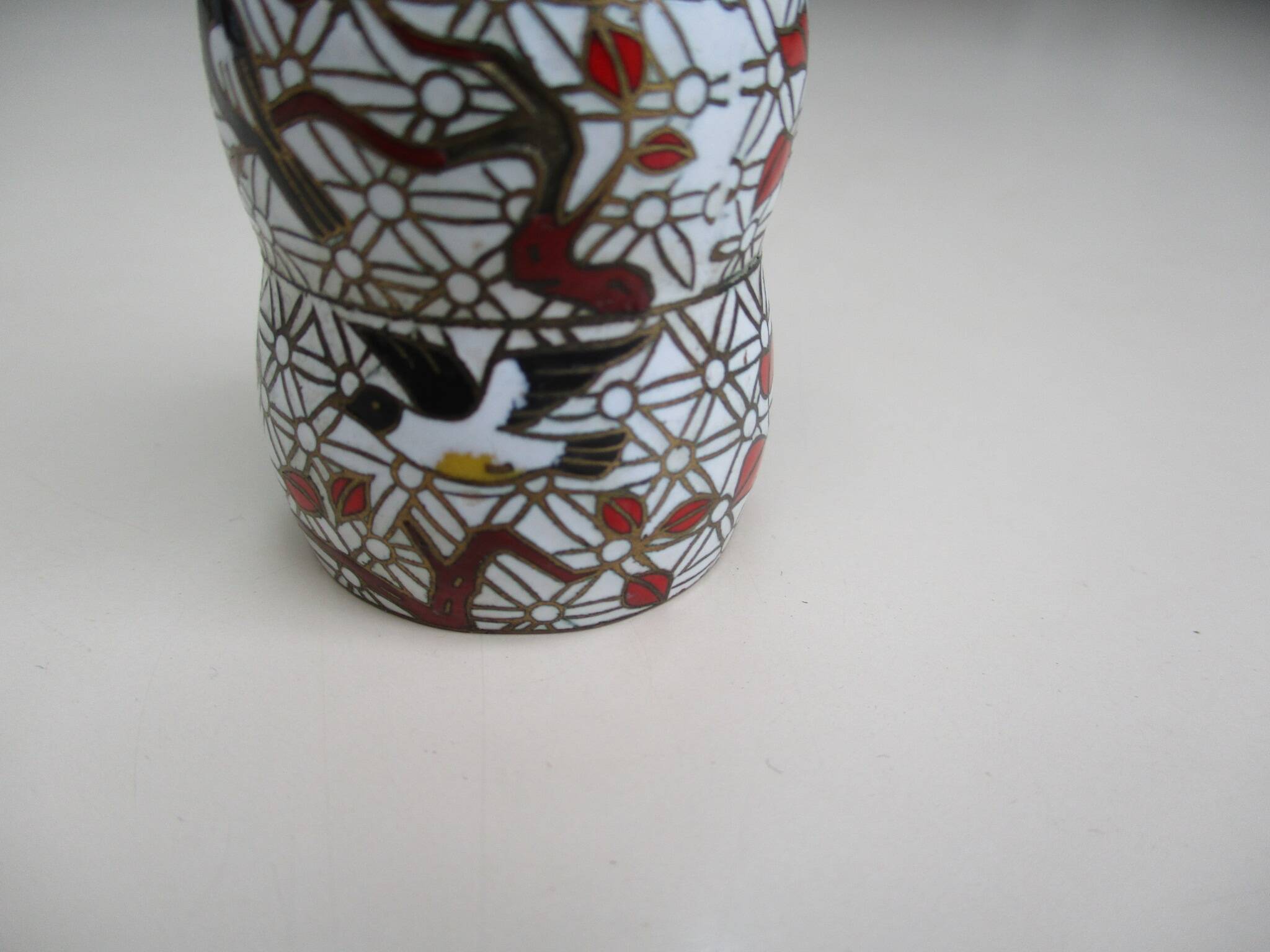 Tall cloisonné enamel box decorated with birds