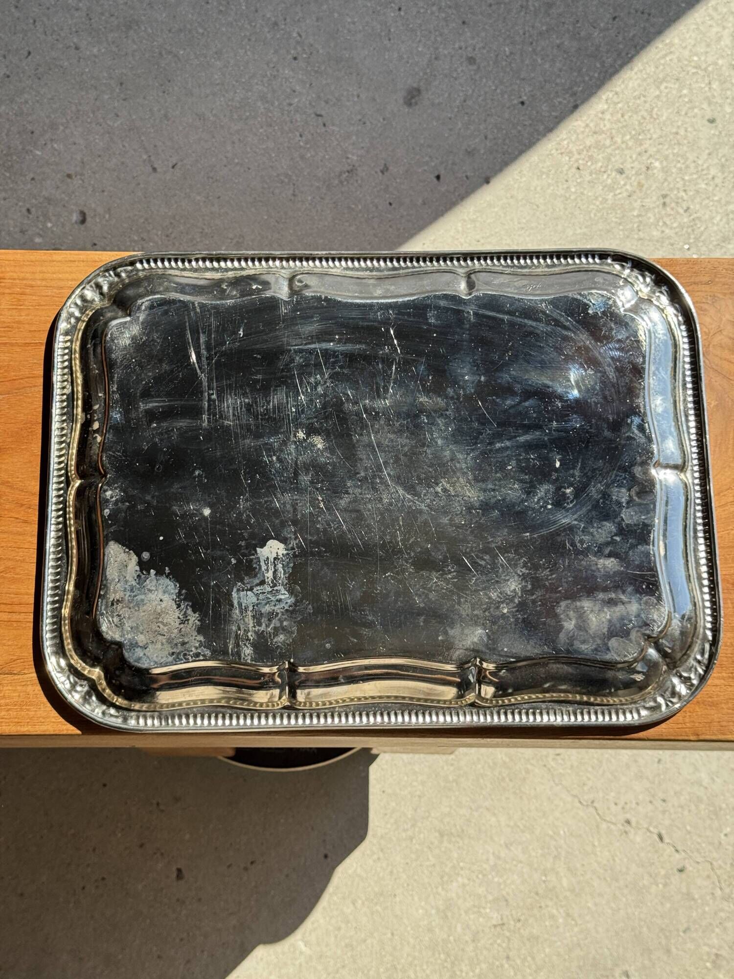Large vintage silver-plated tray with a floral design in Art Nouveau style L4