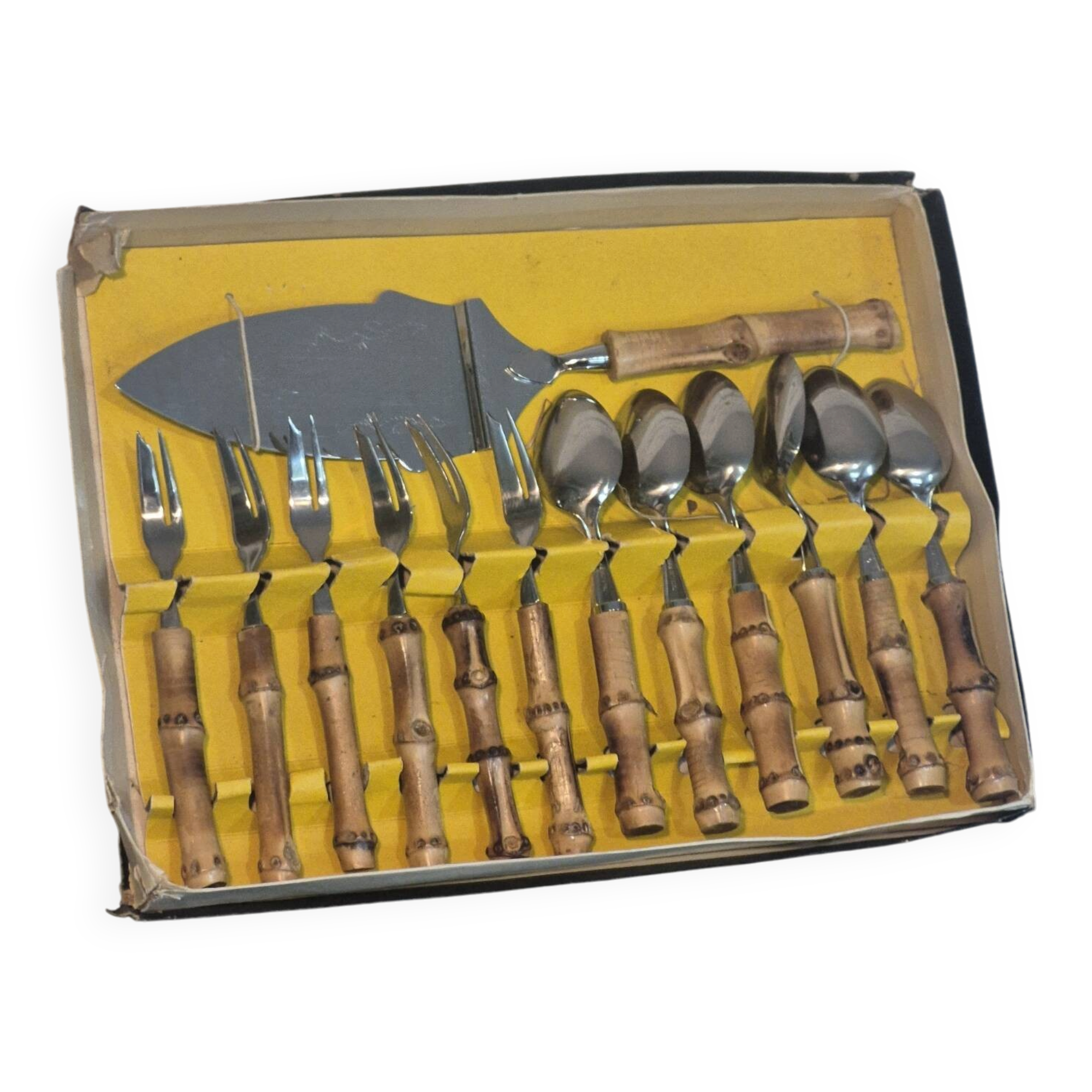 Bamboo cutlery