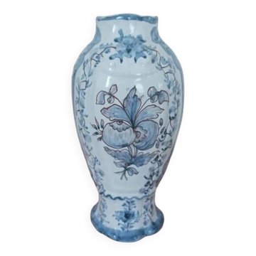 Vase ancien signé