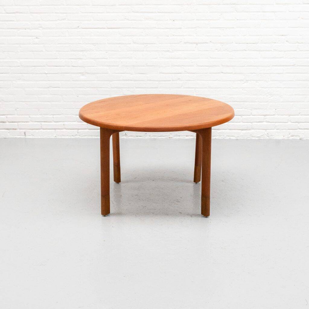 Table basse danoise Niels Bach des années 1960