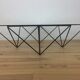 Table basse fil d'acier et plateau en verre
