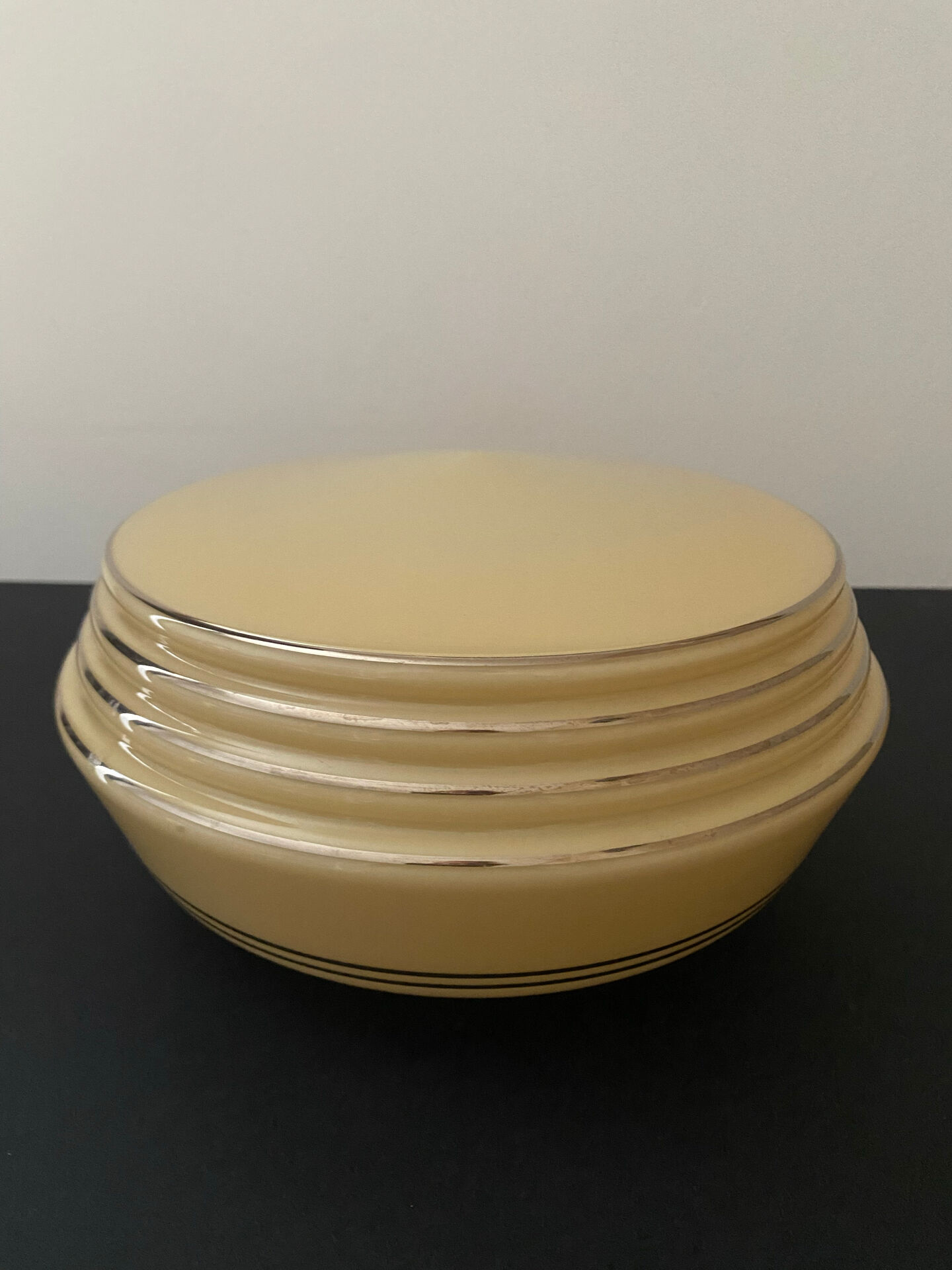 Globe opaline art-déco