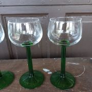 Verres à vin d'Alsace pied vert vintage