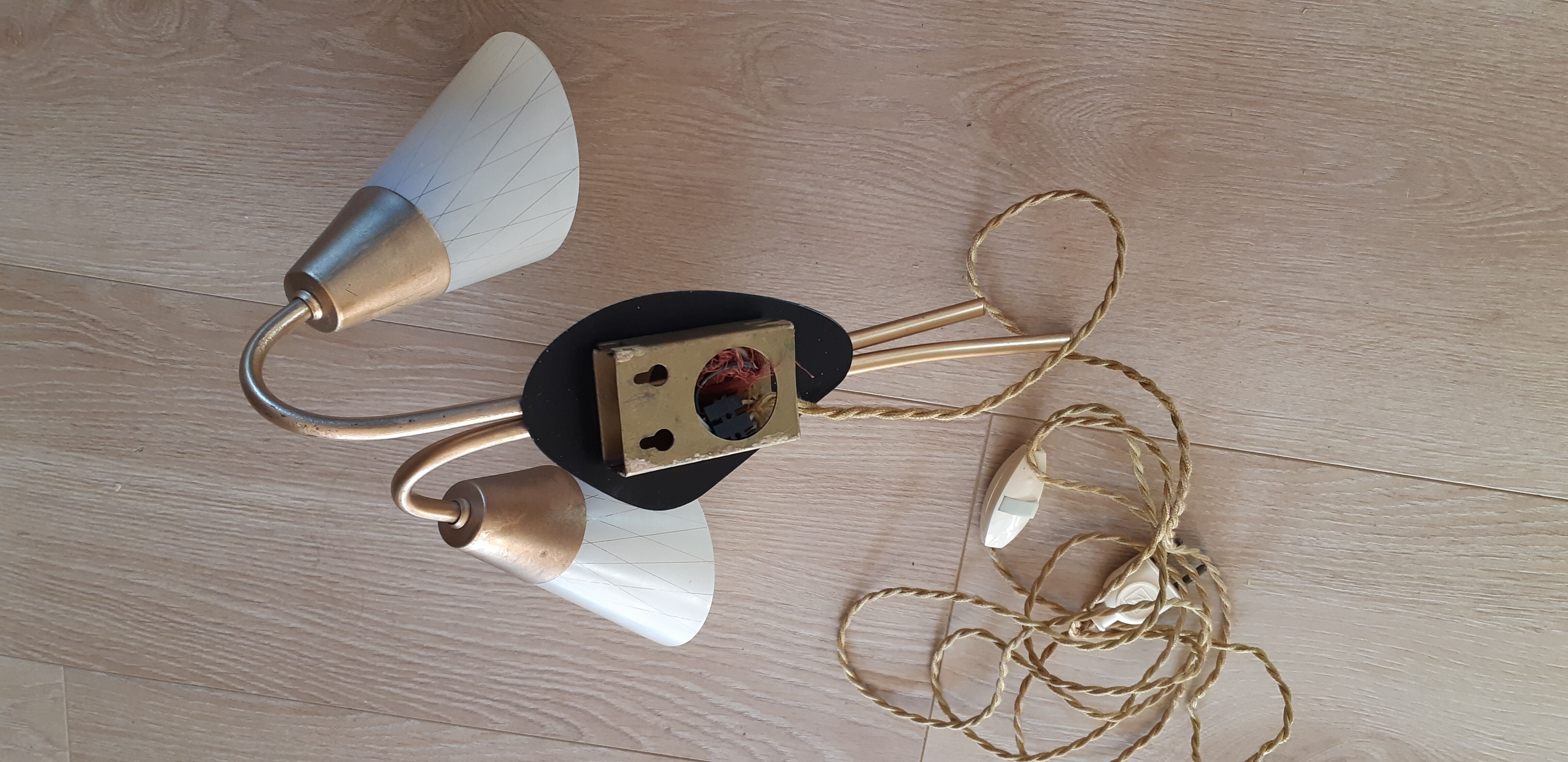 Golden vintage wall light years 50