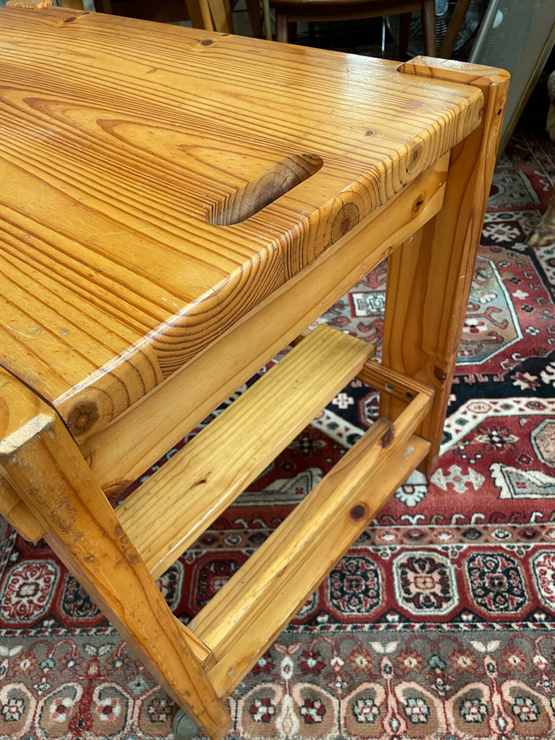Vintage pine rolling table 70/80