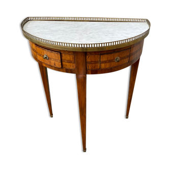 Half moon table