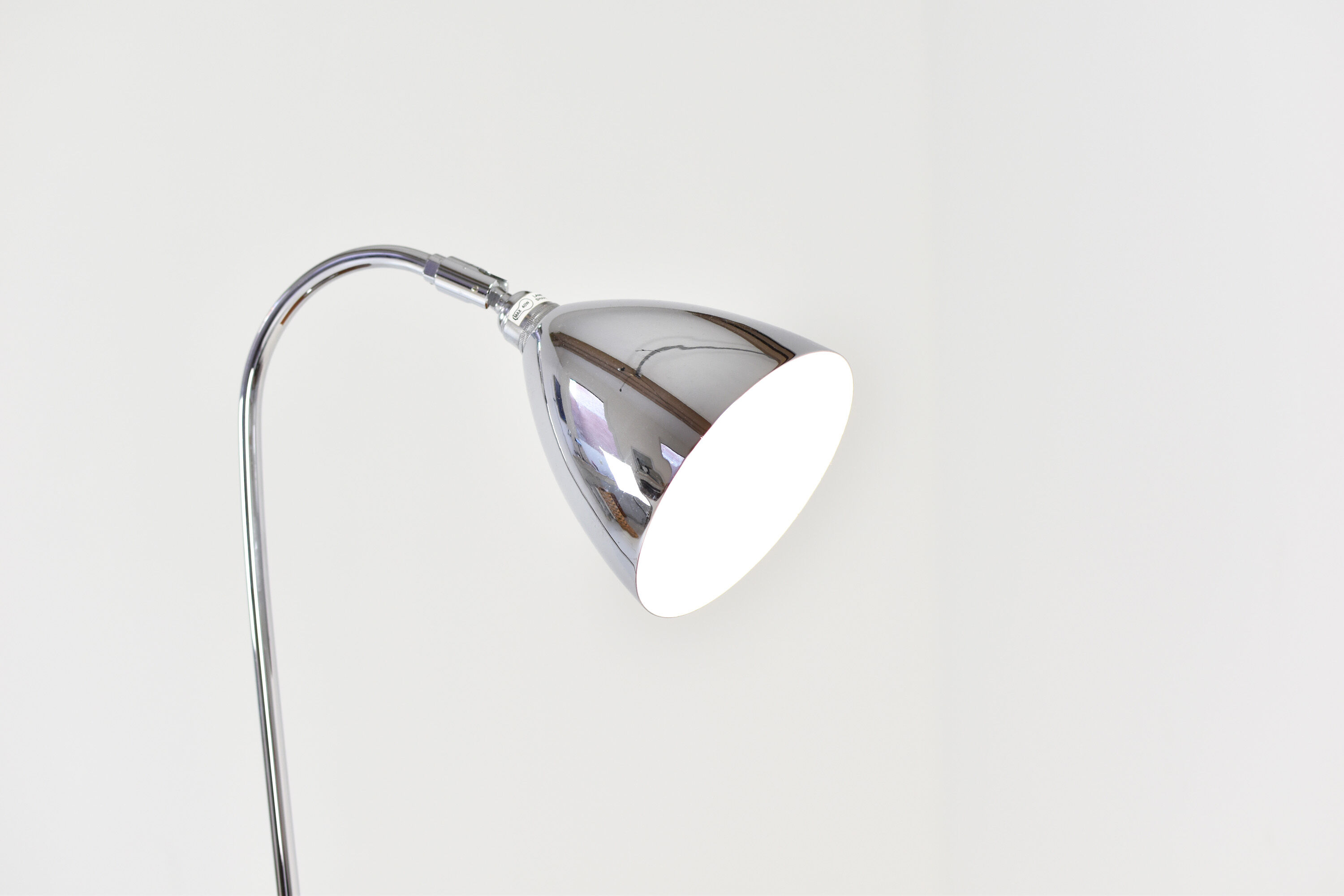 Lampe de bureau chromée du Royaume-Uni des années 1960