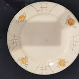 Ancien plat en faïence Terre de fer, peint à la main