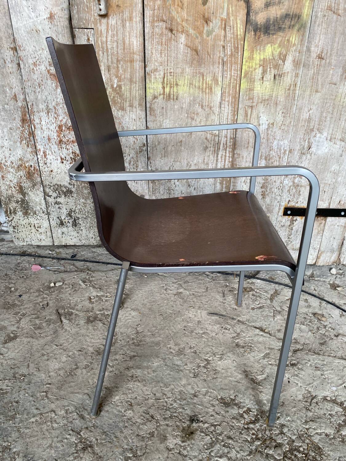 ZOE Armchair Design By Archirivolto LIGNE ROSET Grey Metal + Wood Shell