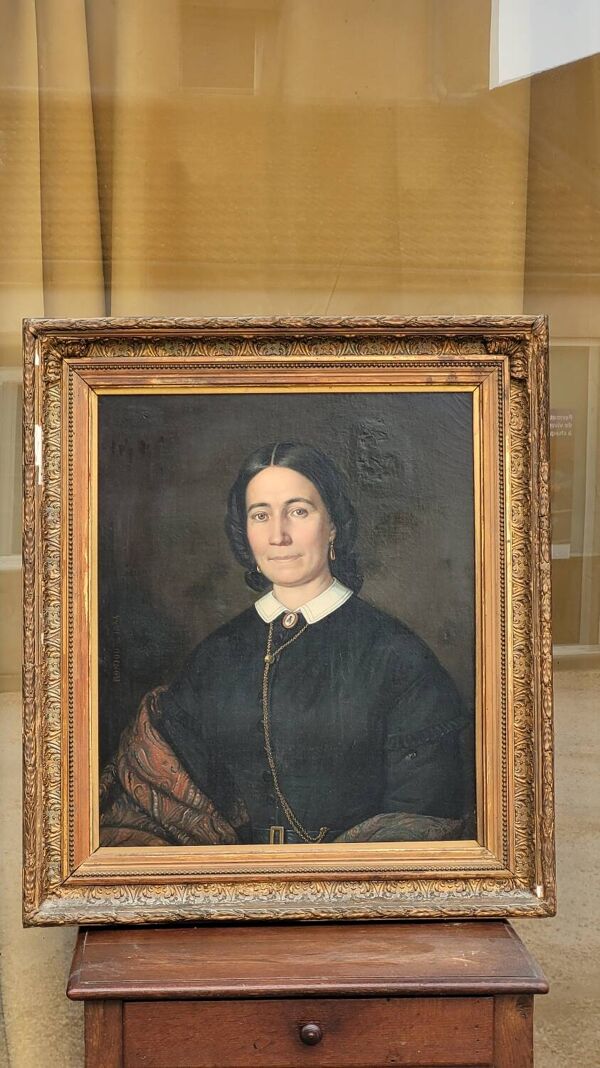 Tableau Portrait Huile sur Toile d'une Femme Encadré 19ème signé