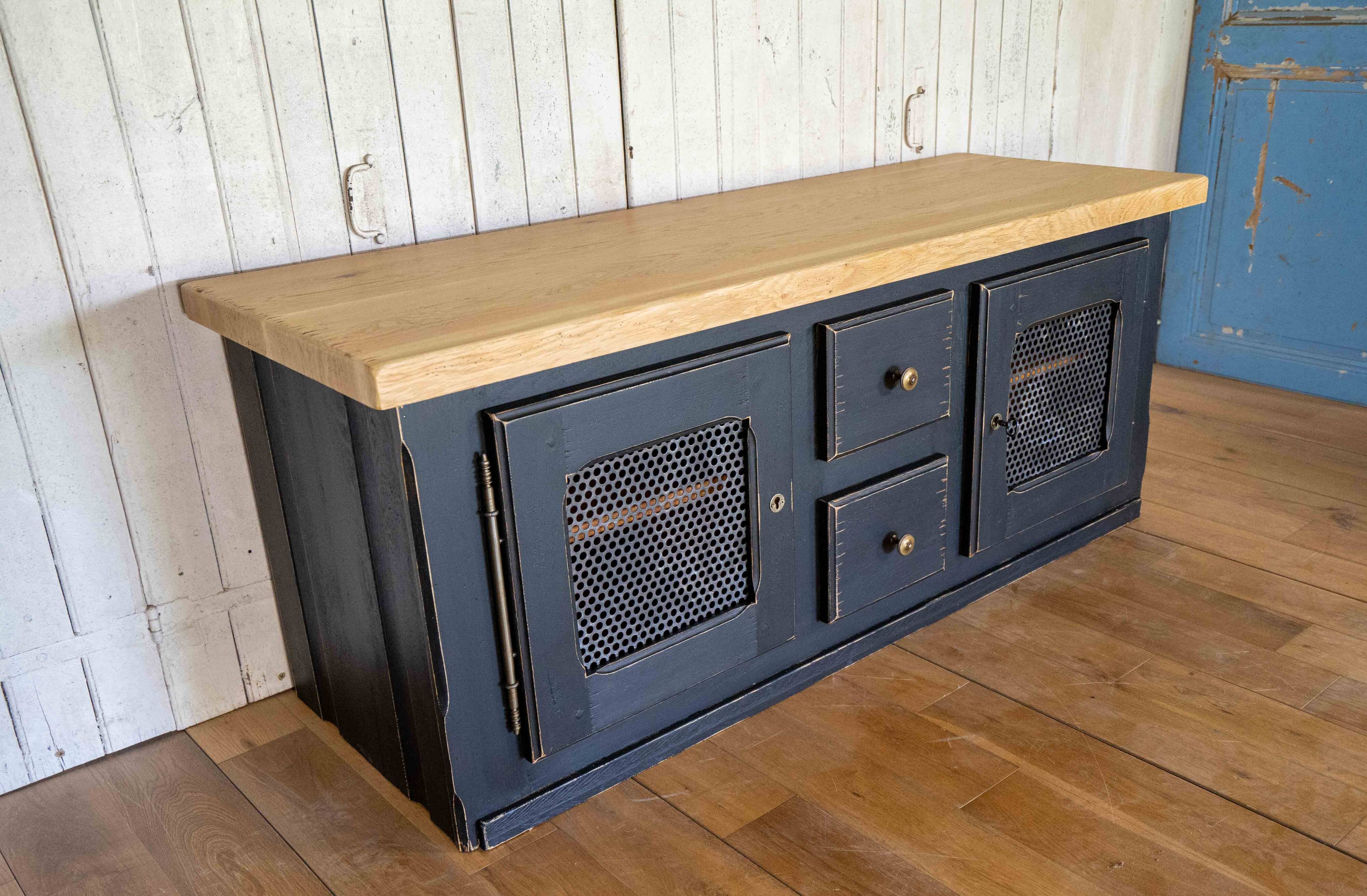 Low sideboard, ideal TV stand