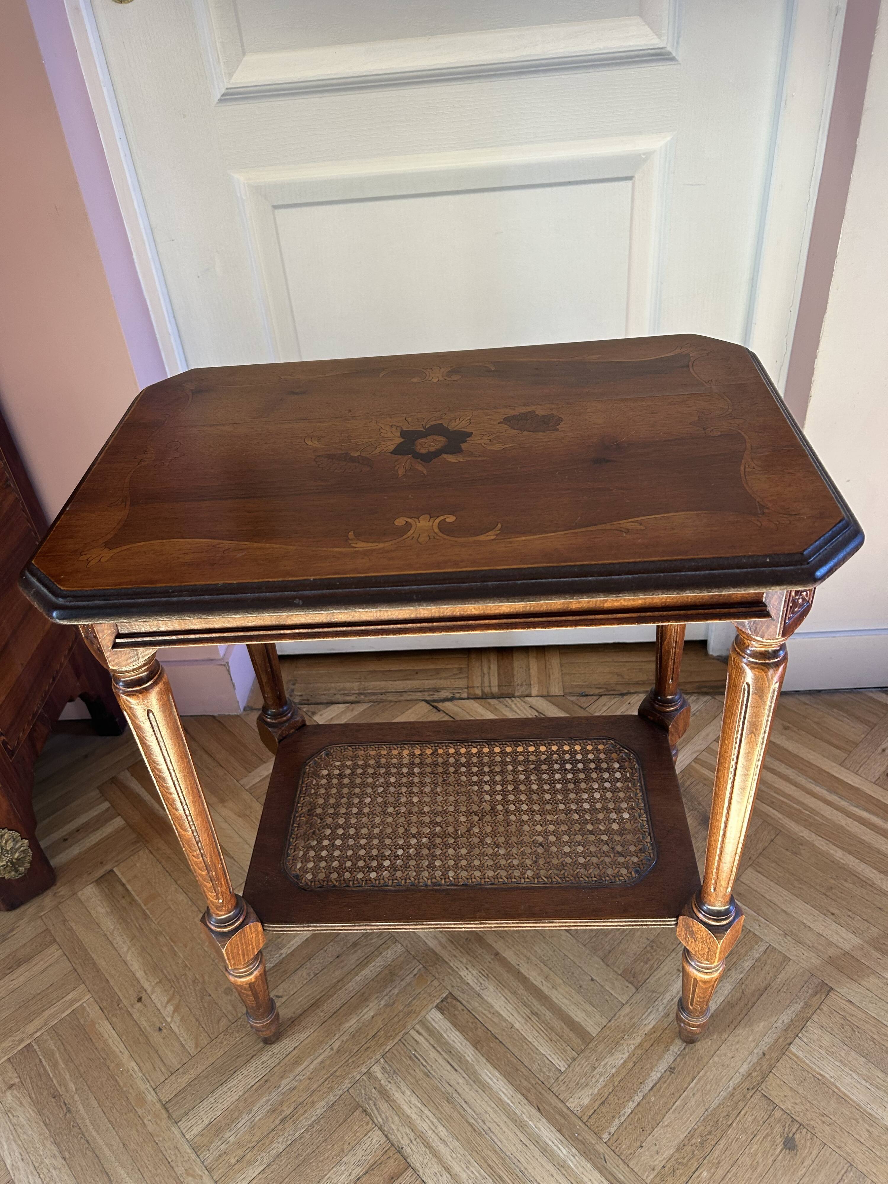 Napoleon III gueridon in floral marquetry and caning
