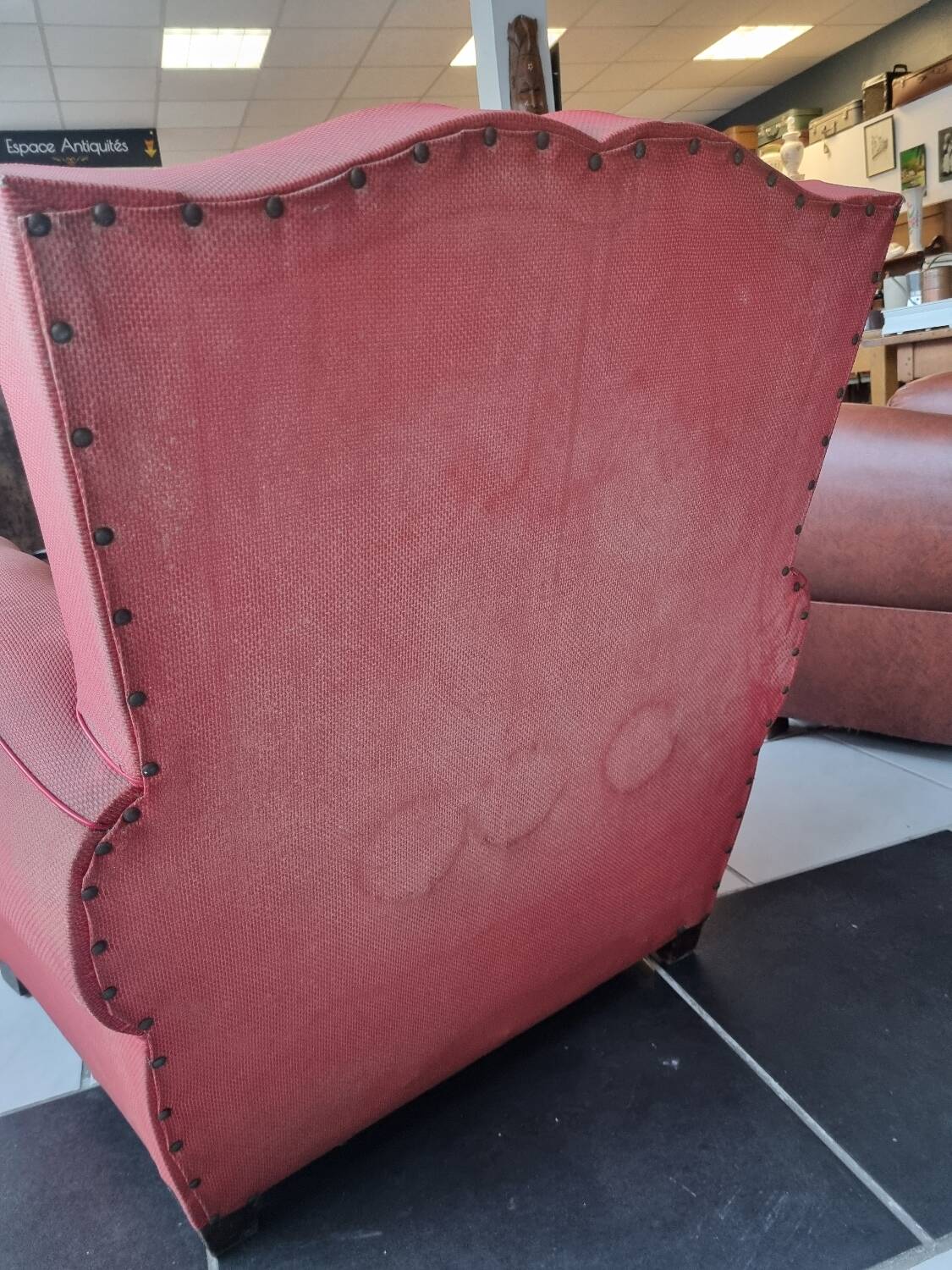 Ancien fauteuil club moustache