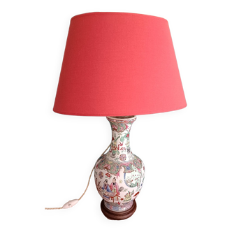 Chinese porcelain lamp