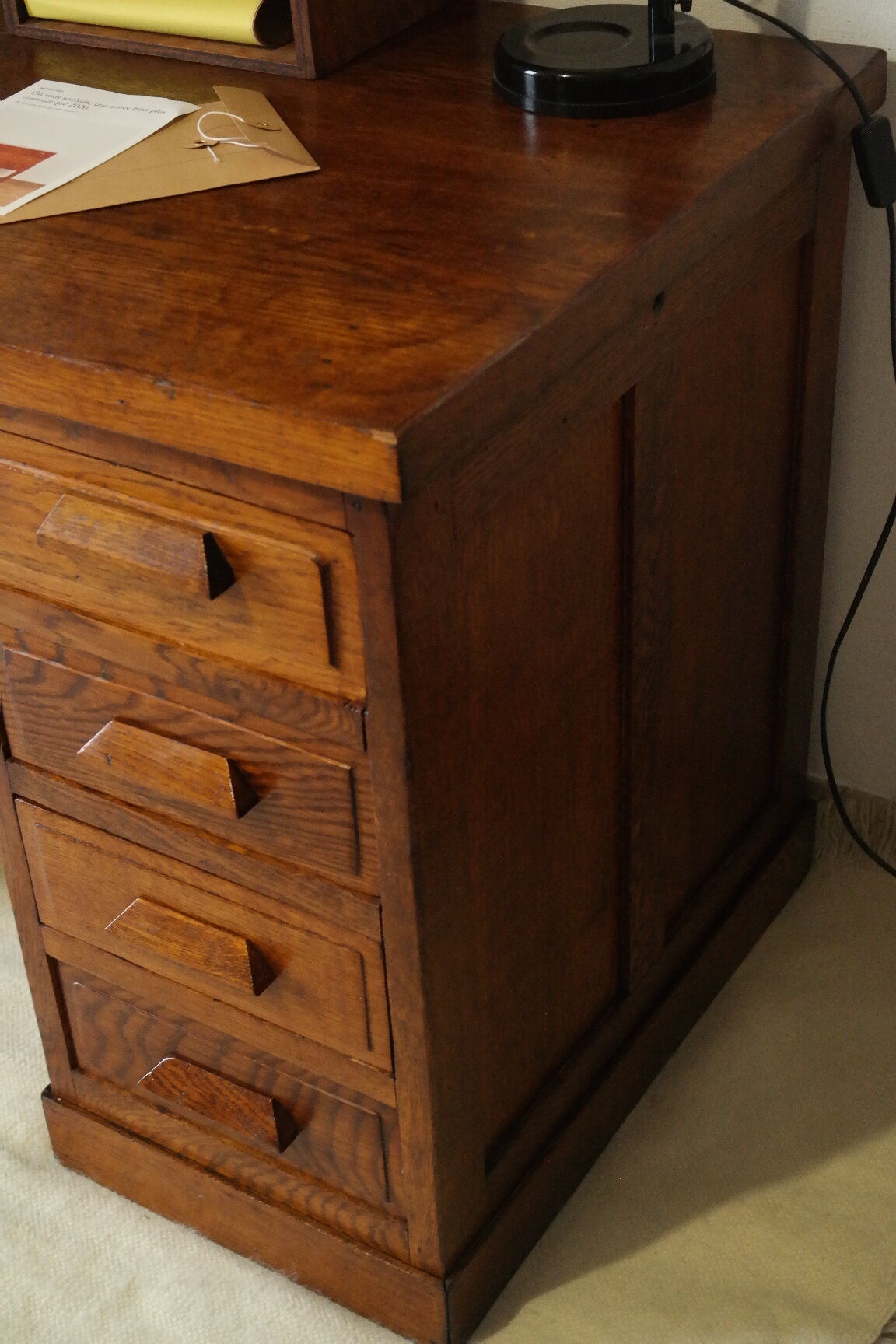 Bureau caisson d'atelier vintage en chêne
