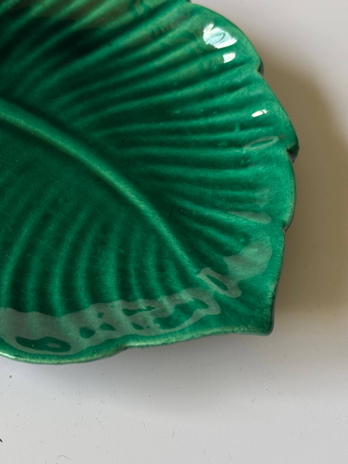 Vintage slip leaf bowl