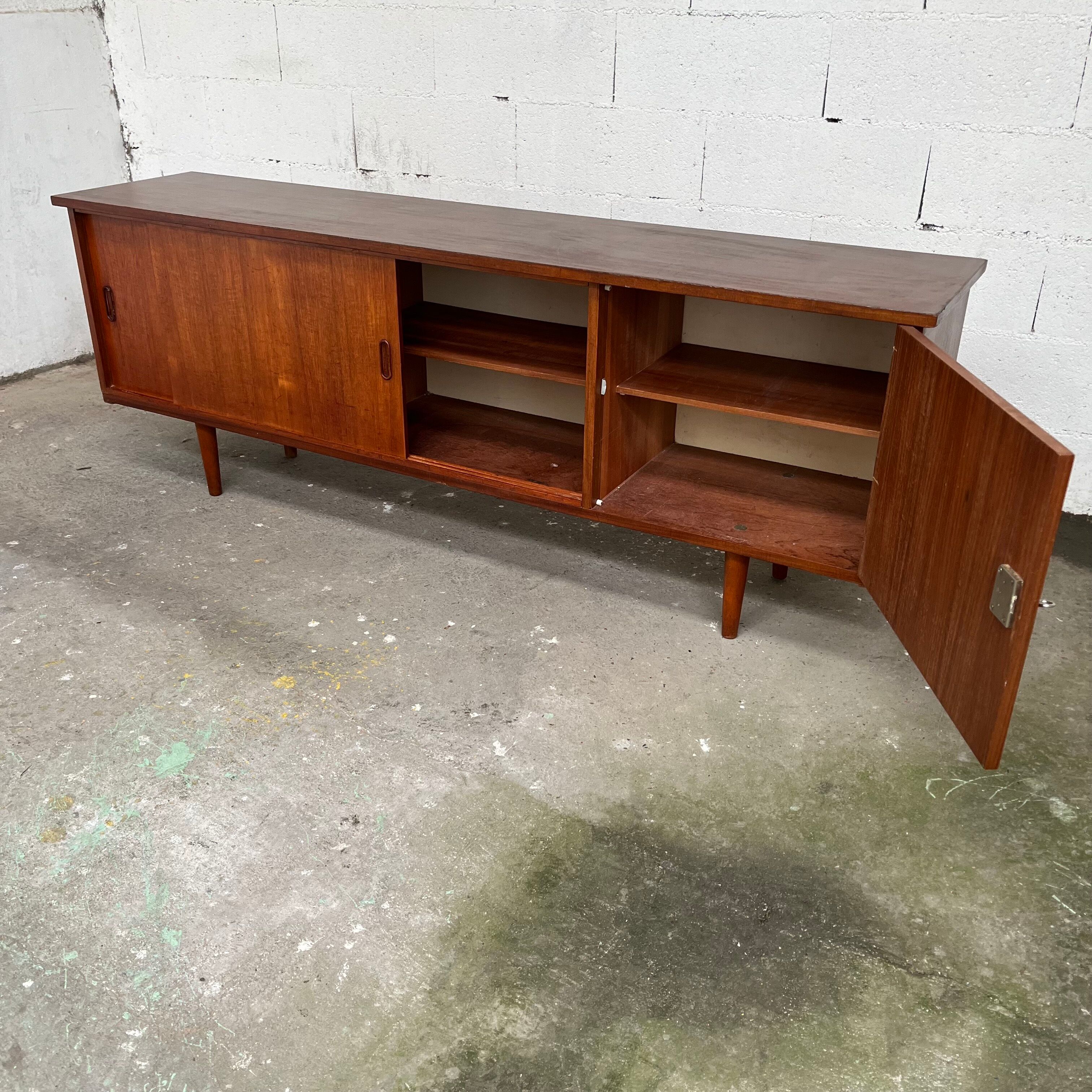 Teak row - Holland 50s