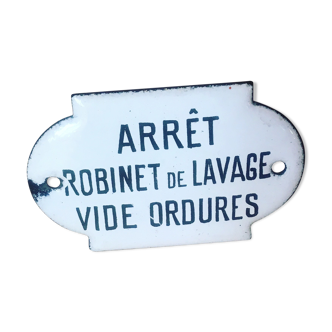 Old bulging enamel plate arrêt robinet de lavage- vide ordures"