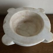 19th-century neo-classical mortar in XXL white marble