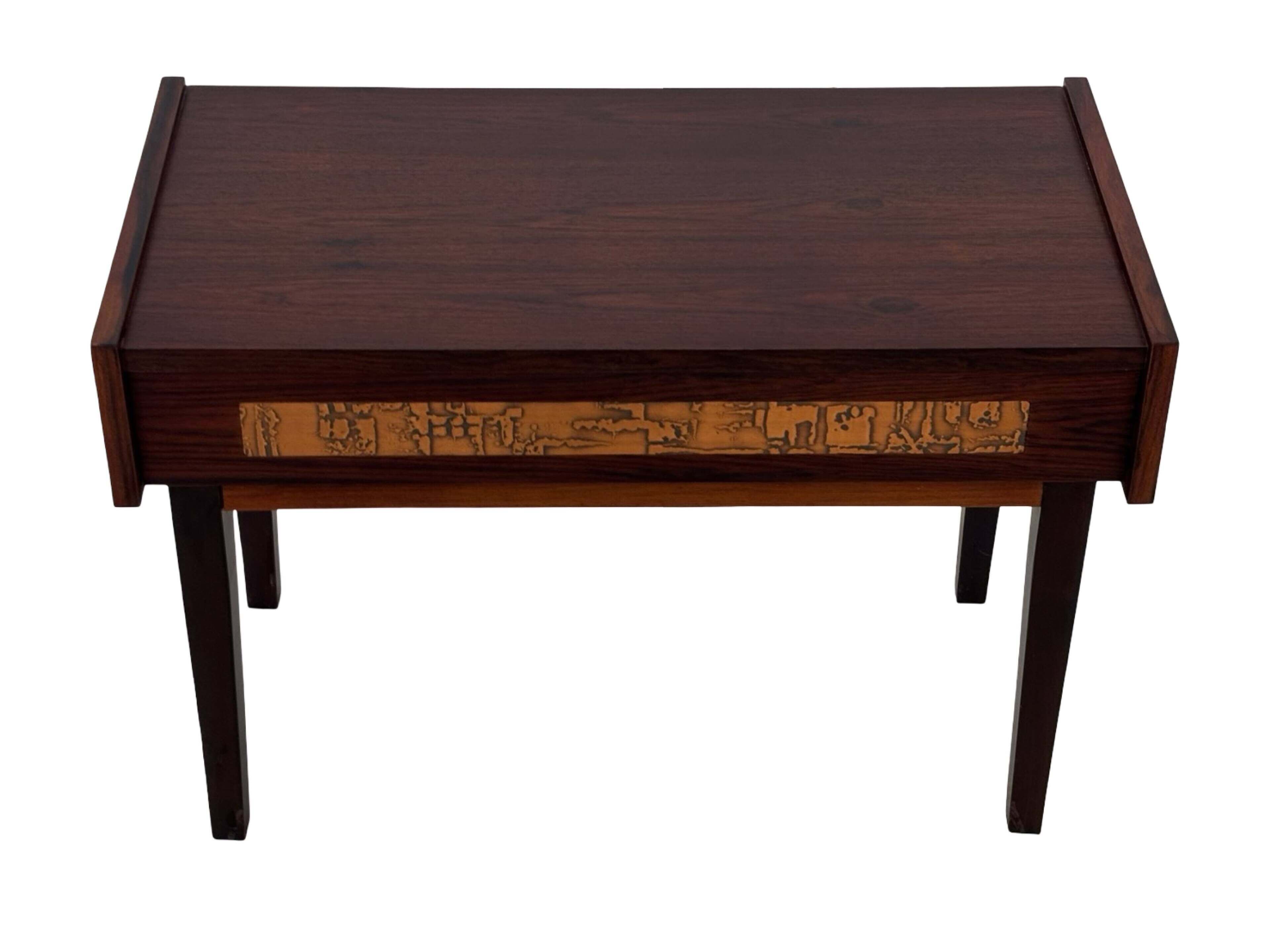 Commode vintage danoise en palissandre et laiton