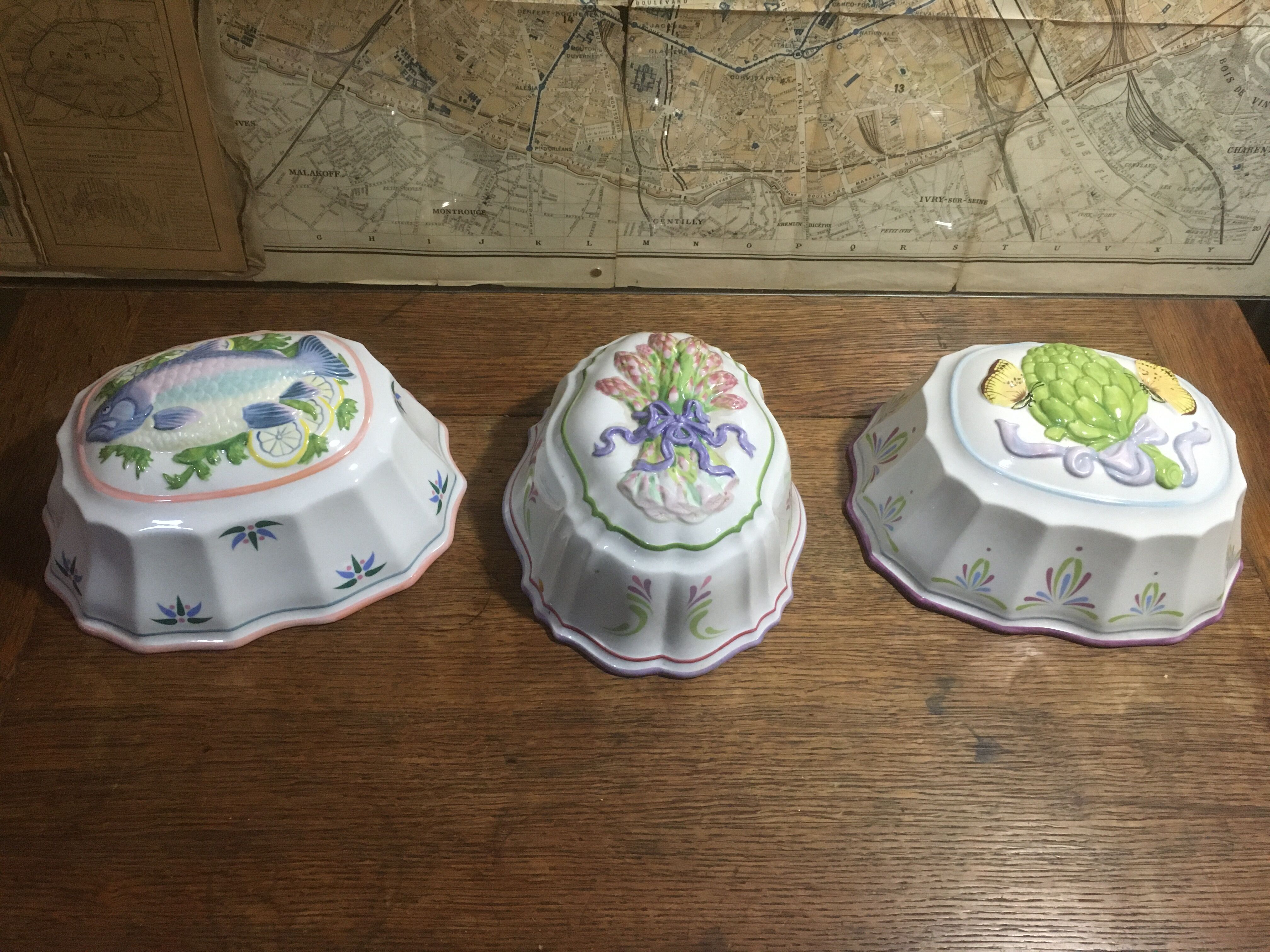 Decorative jelly mold "the blue cord"