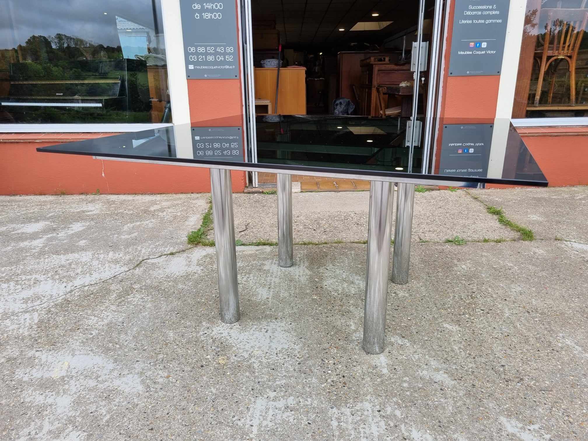 Table by Tobia Scarpa