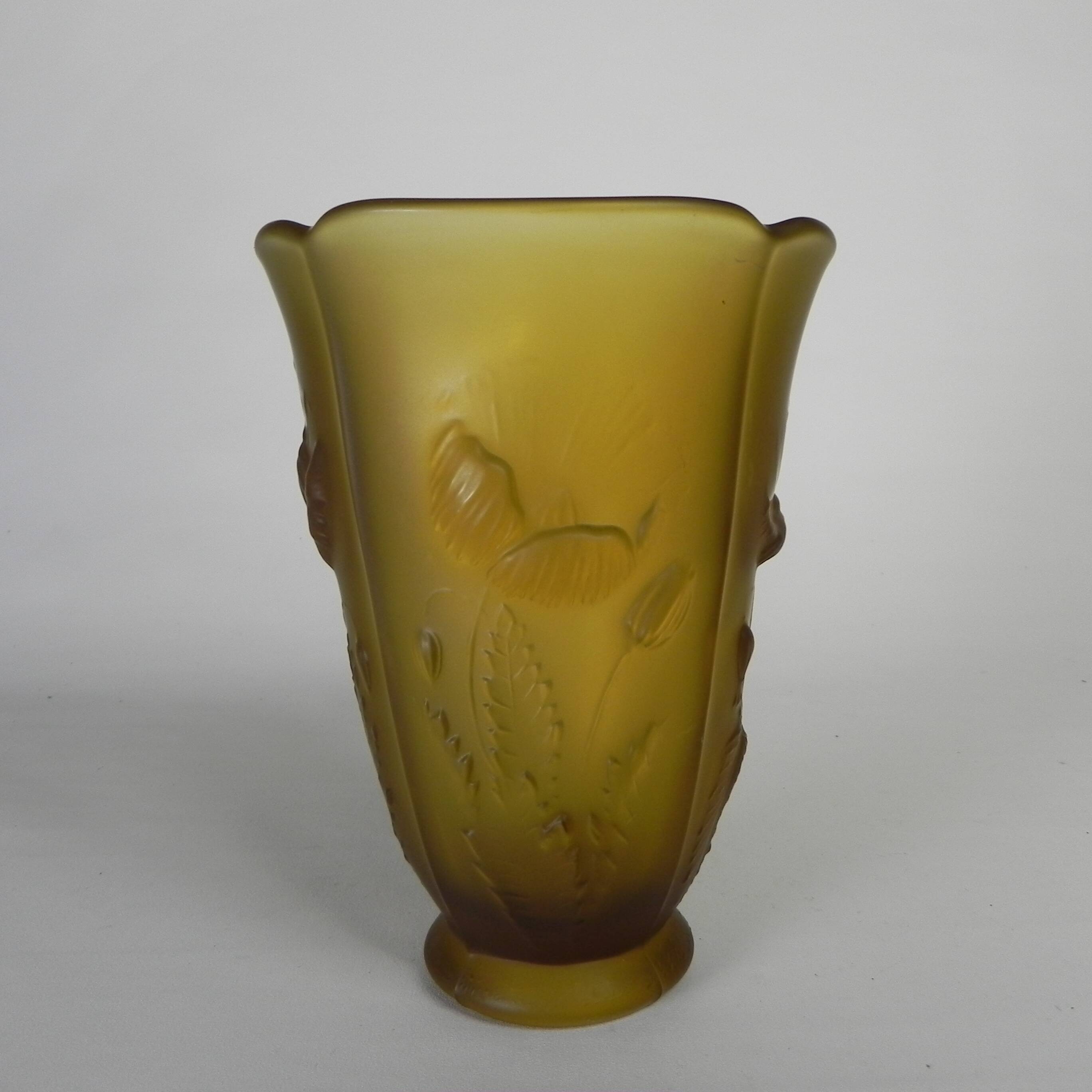 Pressed glass vase Inwald Barolac, model "Floral" 1960s