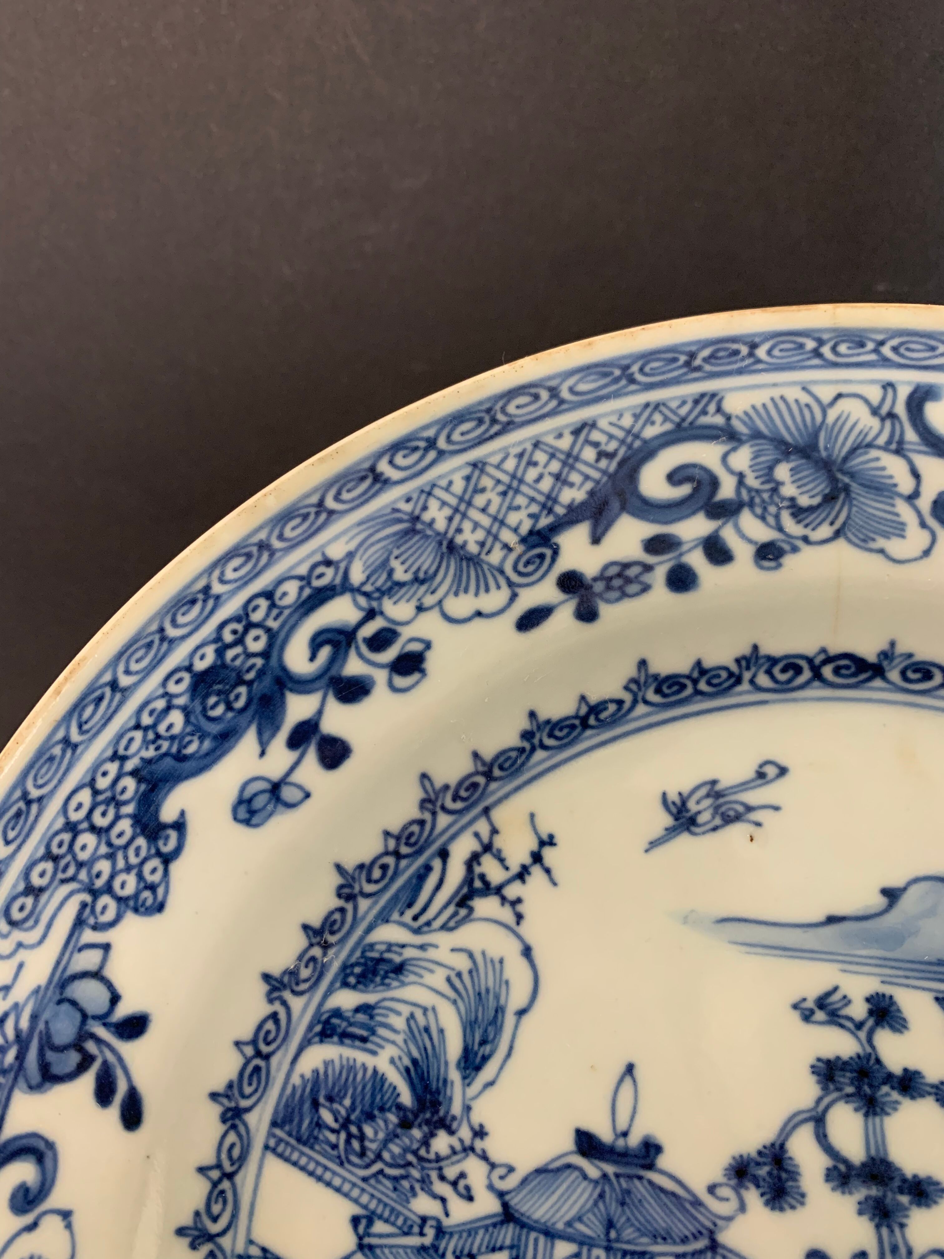 Chinese plate inspired by the company of the Indies family white blue late nineteenth century