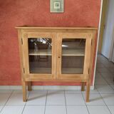 Display cabinet