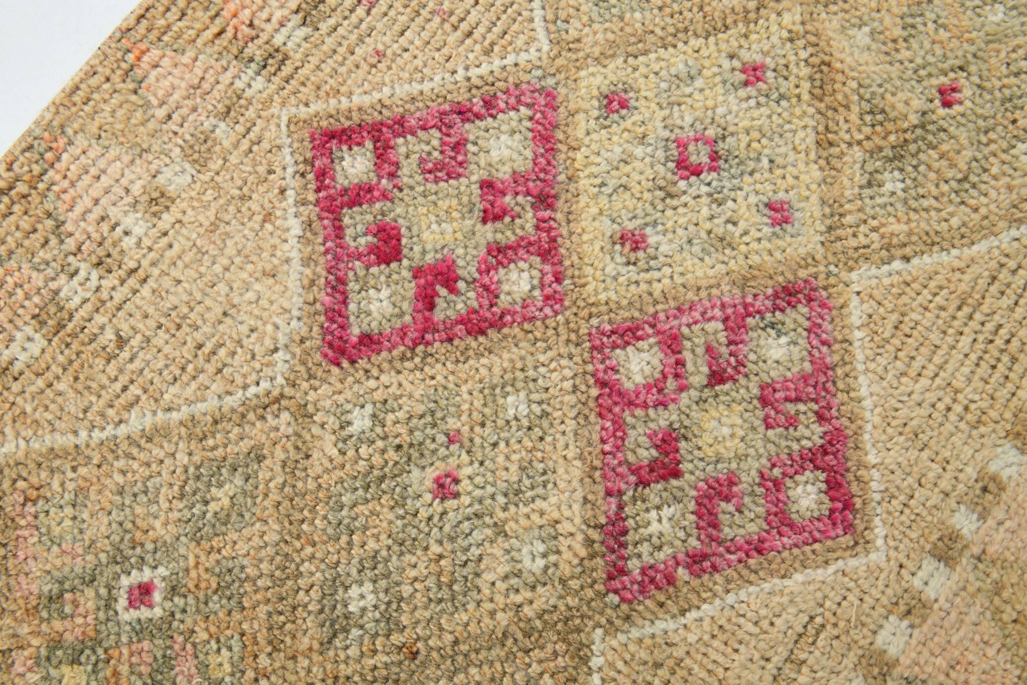 Sand Beige & Pink Turkish Vintage Runner Rug, 80x413Cm