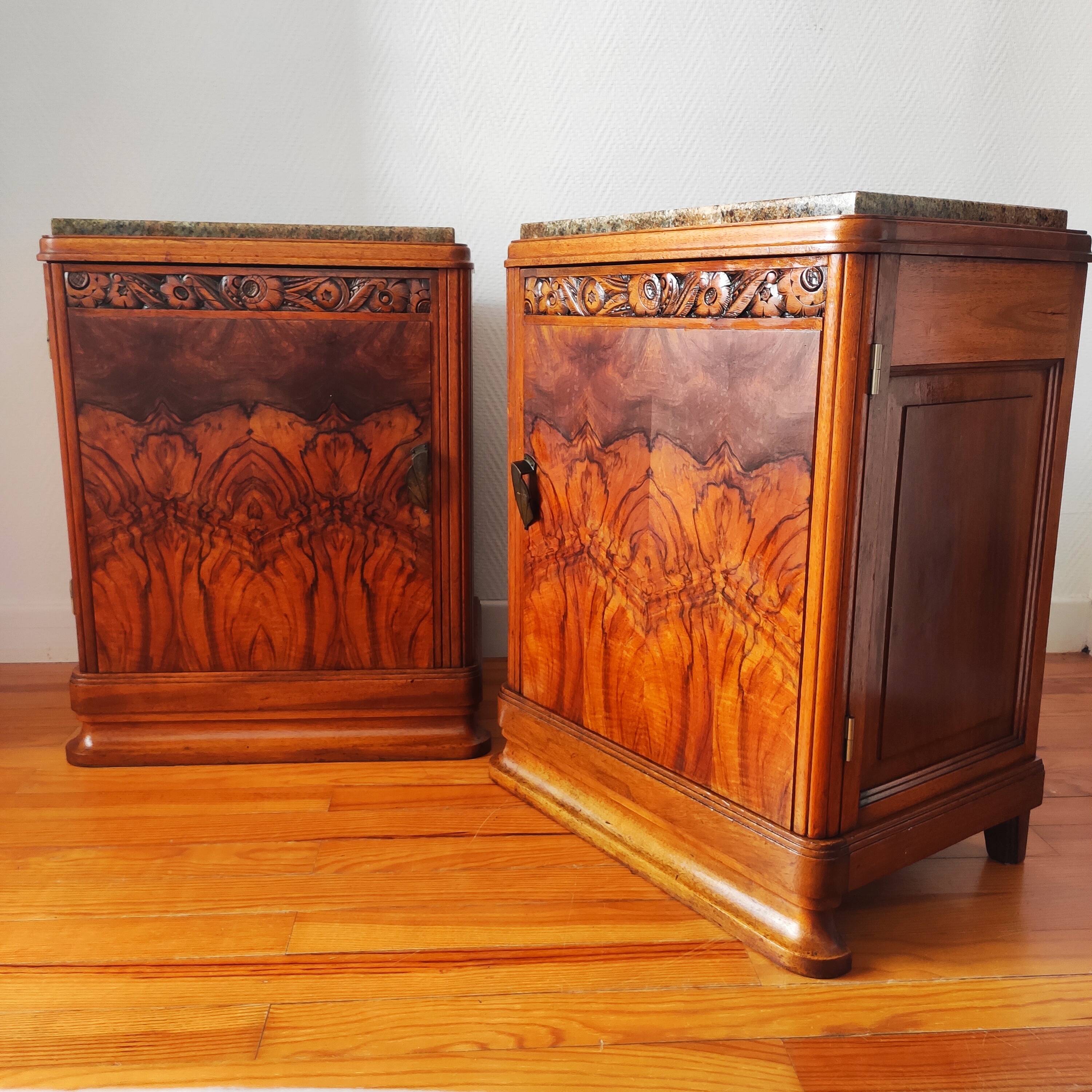 Pair of Art Deco bedside tables in solid blonde walnut – France 1930